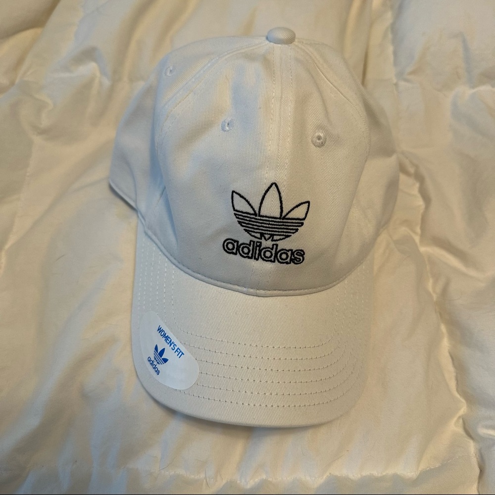 NWT Adidas Originals Logo Cap